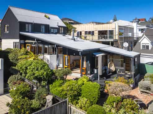 34 Roslyn Road, Bluff Hill