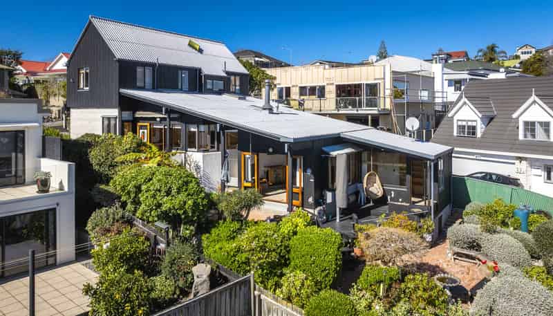 34 Roslyn Road, Bluff Hill