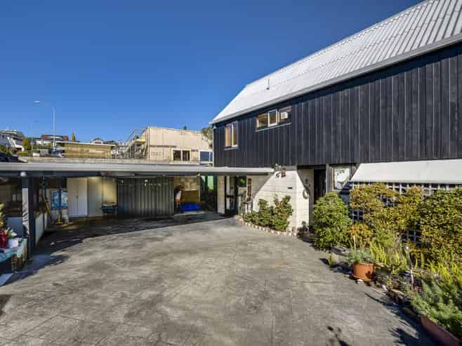 34 Roslyn Road, Bluff Hill