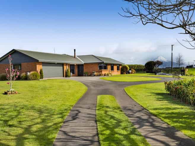 132 Ohangai Road, Hawera