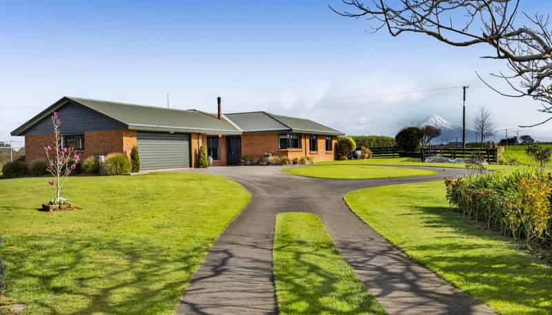 132 Ohangai Road, Hawera