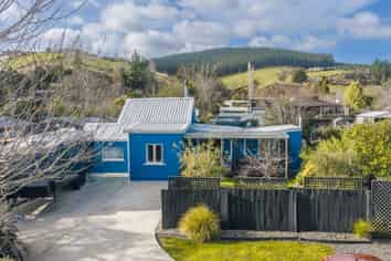 3 Sandown Street, WAIHOLA