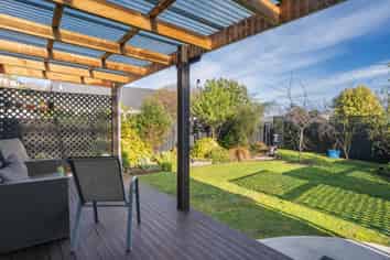 3 Sandown Street, WAIHOLA