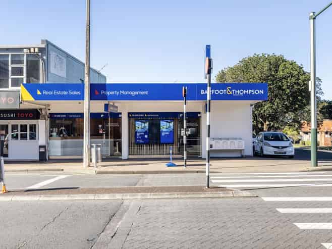 HIGH PROFILE, CORNER RETAIL
