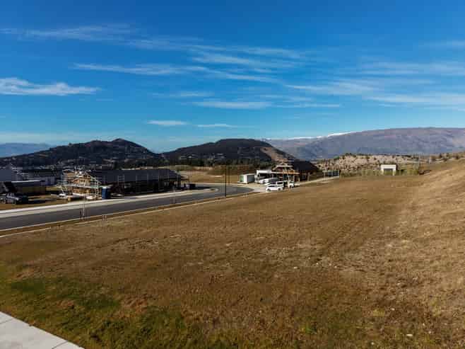 61 Stonehenge Road, Wanaka