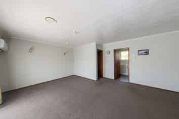 20 Falla Street, Paraparaumu Beach