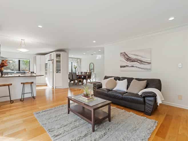 1 Errigal Close, Pinehill