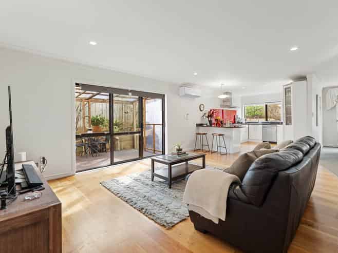 1 Errigal Close, Pinehill