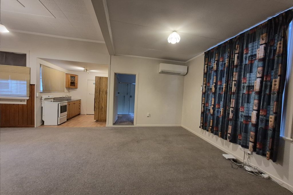 Peaceful One bedroom Unit on Bidwill Street 2