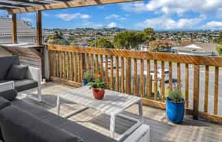 32 Athena Drive, Totara Vale
