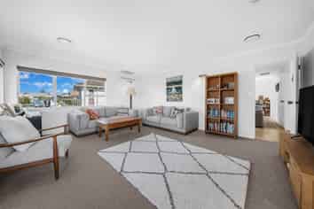 32 Athena Drive, Totara Vale