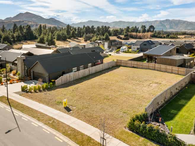 14 Linnburn Road, Wanaka