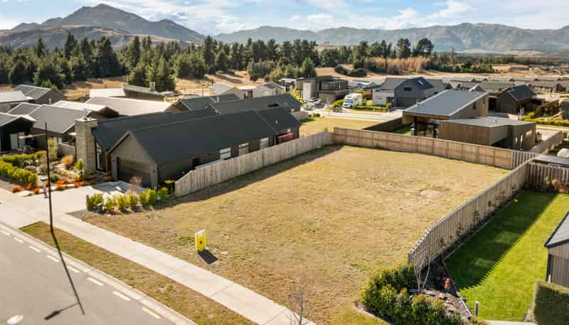 14 Linnburn Road, Wanaka