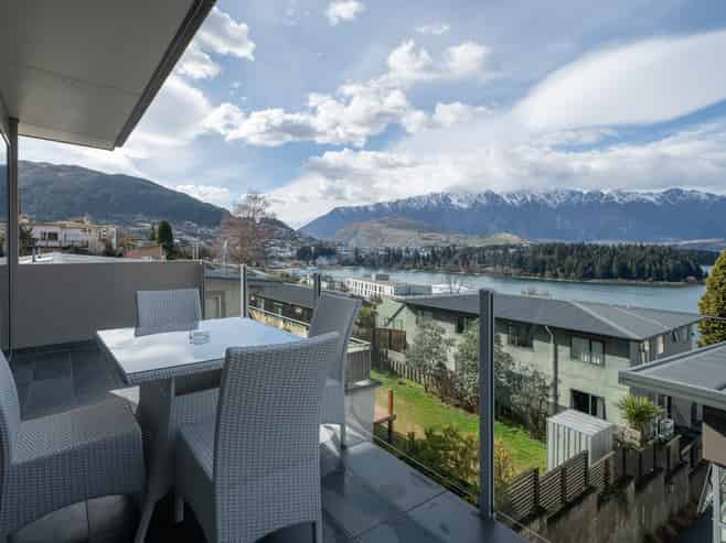 Unit 1 LakeRidge Apts, 51 Thompson Street, Queenstown