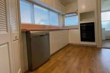 172 Main Road South, Raumati South
