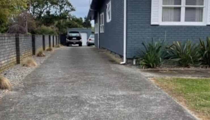 172 Main Road South, Raumati South