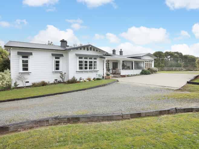 55 Hawkestone Road, Marton