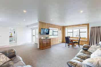 216 Given Avenue, Whangamata