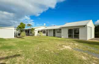 216 Given Avenue, Whangamata