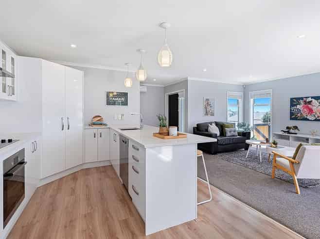 5 Madeira Close, Whitby