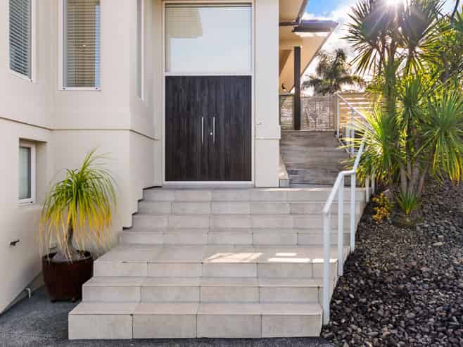 16 Araminta Place, Beachlands