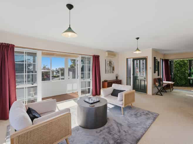 88C Dorset Avenue, Lynmouth