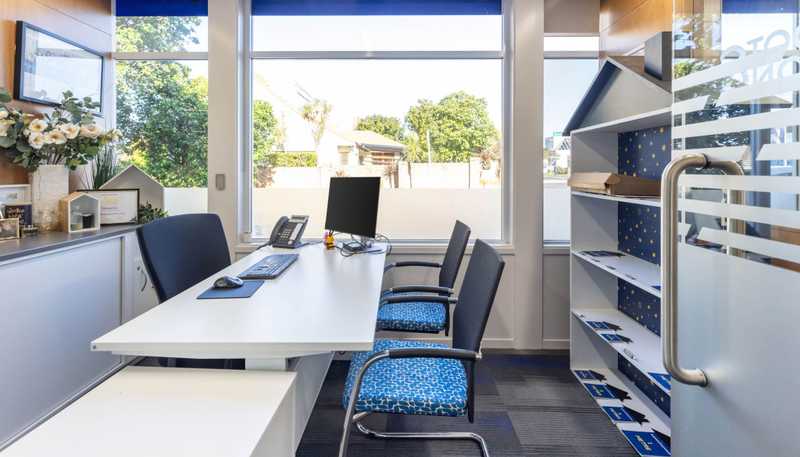 422 Lake Road, Takapuna