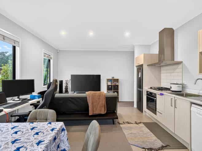 20 Pukewhero Rise, Westgate