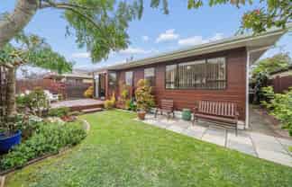 50B Athlone Crescent, Avalon
