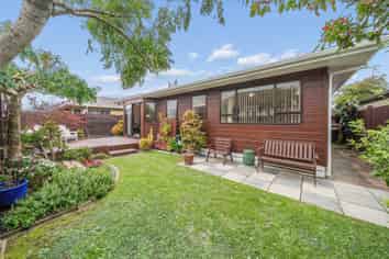 50B Athlone Crescent, Avalon