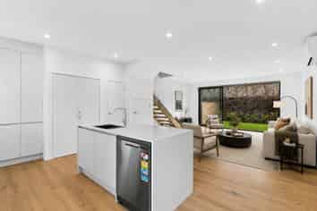 8/37 Saint Vincent, Remuera