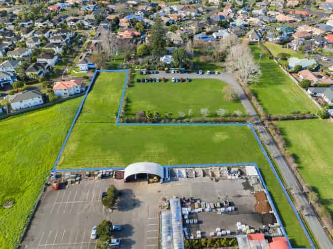 Historical 5,572m² Urban Development Site