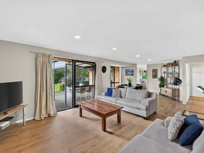 49 Terry Smyth Drive, Kumeu