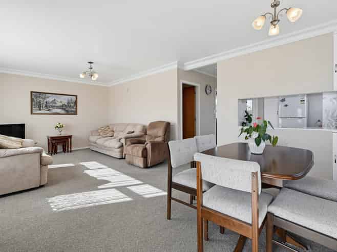 2A Tarata Street, Matua
