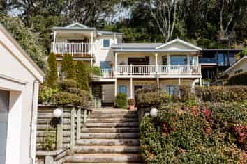 242 Pohutukawa Avenue, Ohope