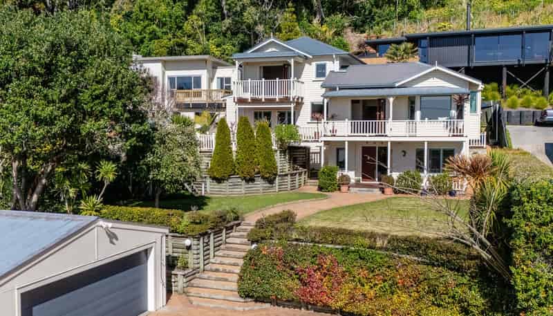 242 Pohutukawa Avenue, Ohope