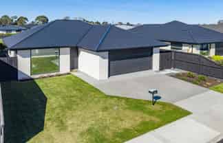 30 Croydon Street, Ravenswood