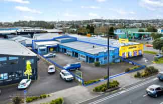 Add-value, Freehold & 4 Tenancies!
