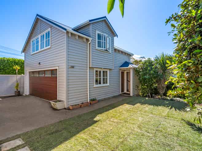 31 Allendale Road, Mount Albert