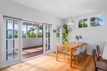 31 Allendale Road, Mount Albert
