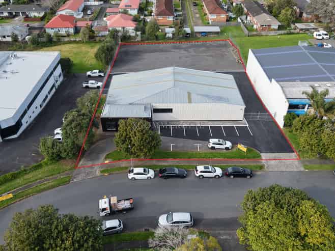 470sqm Workshop + 1,722 Secure YARD 
