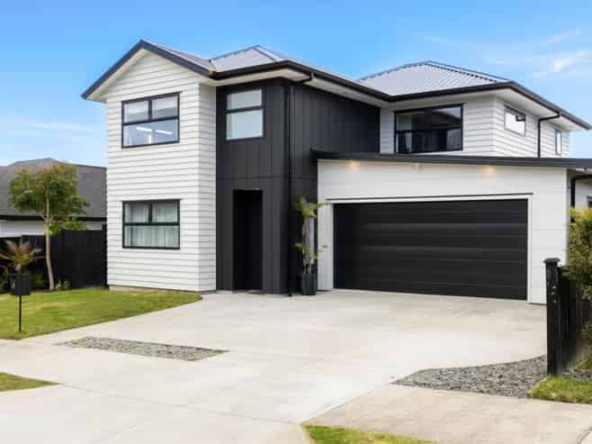 16 Ora Nui Street, Milldale