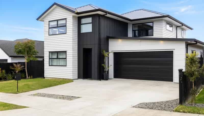 16 Ora Nui Street, Milldale