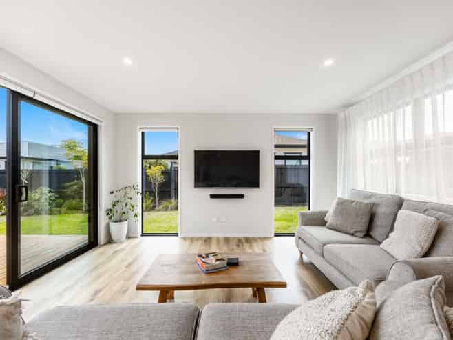 16 Ora Nui Street, Milldale
