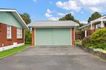 316 Cambridge Road, Hillcrest