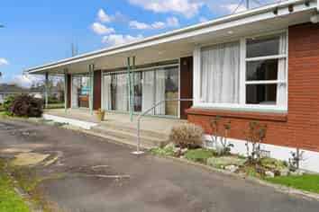 316 Cambridge Road, Hillcrest