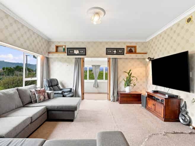 92 Riverbank Road, Okoia