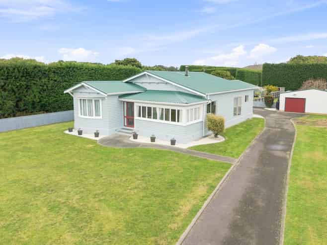 92 Riverbank Road, Okoia