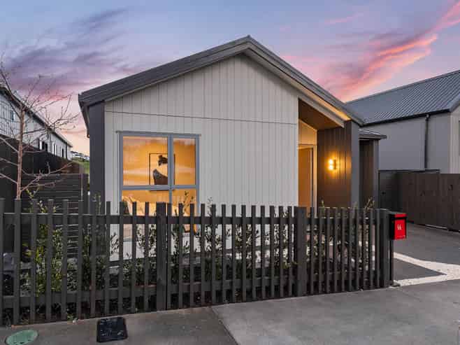 66 Huanui Drive, Orewa