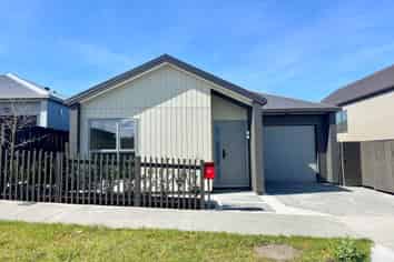 66 Huanui Drive, Orewa